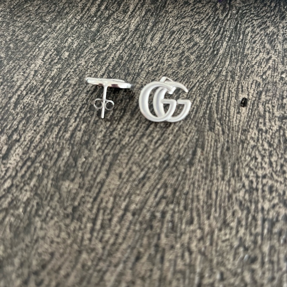 COPY - Stainless steel post GG earrings.